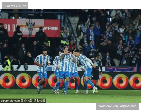 巴萨客场对阵埃尔切，拉波尔塔赛前谈球队信心